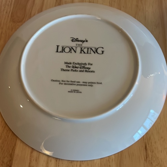 Wall Decor Lion King Plate From Walt Disney Poshmark